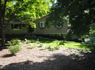 7276 Holcomb Rd, Clarkston, MI 48346