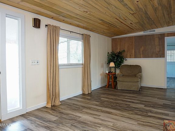 4th image of 3920 S Mahonia Place