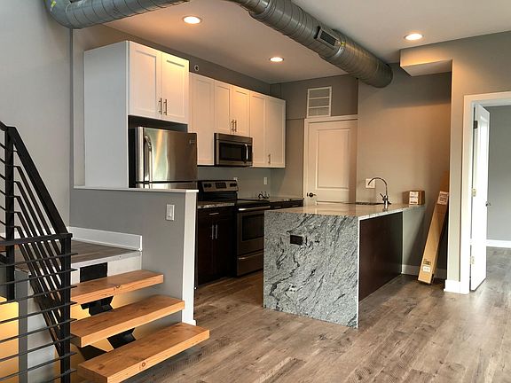 3rd image of 1830 Frankford Ave #3F