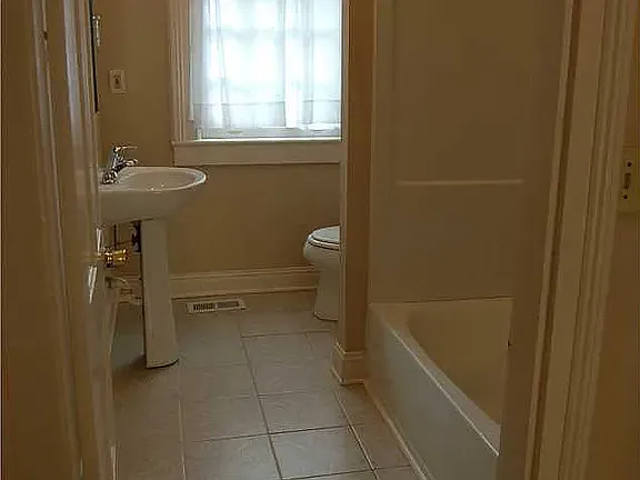 784 Rutledge Ave #B — Photo 5