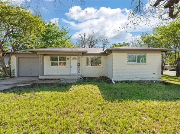 5200 McQuade St, Haltom City, TX 76117