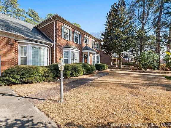 3rd image of 461 Kingsford Rd