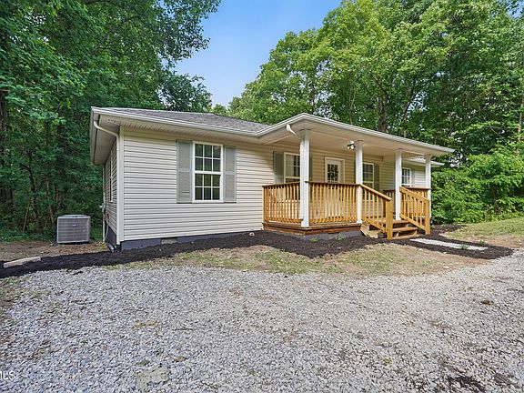 3rd image of 142 Rhody Dr