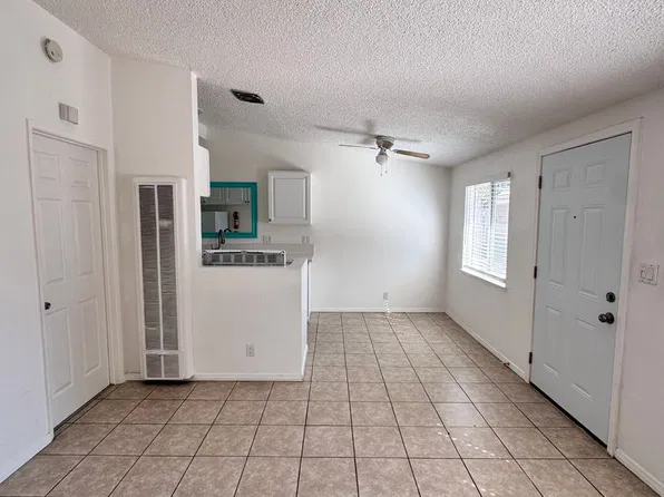 532 Cherry Ave