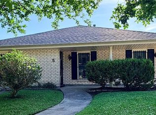 5 Brittany Dr, Kenner, LA 70065