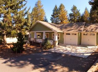 944 Hangman Way, Jacksonville, OR 97530