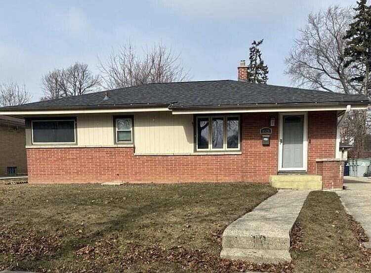 1st image of 8528 W Arden PLACE