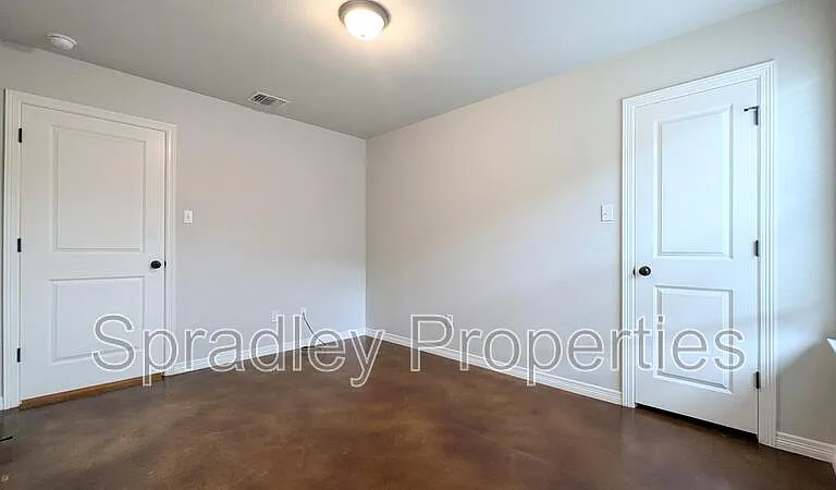 205B Sparrow Cv — Photo 6
