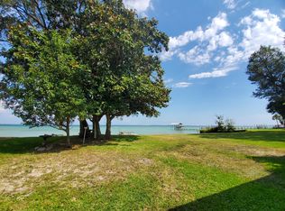 9 Bay Dr SE, Fort Walton Beach, FL 32548