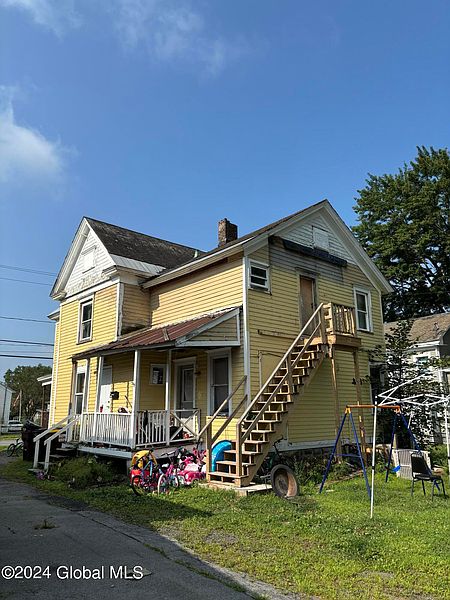 4th image of 47 John Street
