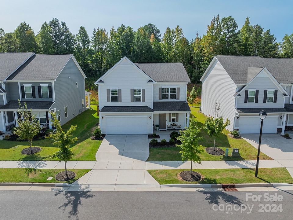 1st image of 8416 Dumphries Dr