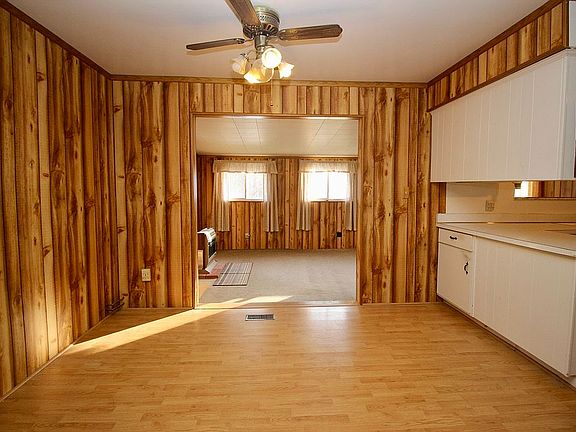 5th image of 81 Eastdale Dr