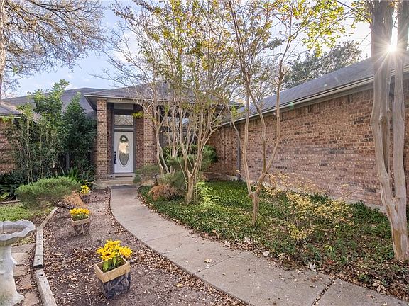2nd image of 12701 Sagebrush Cir