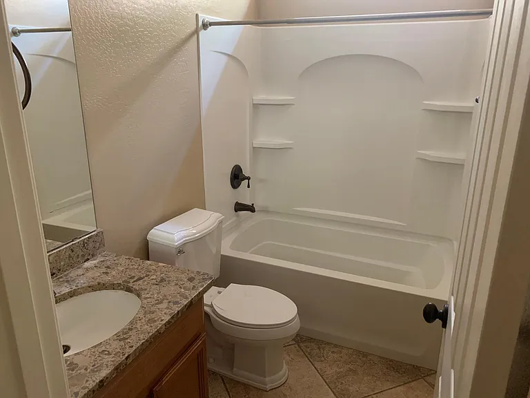 15414 W Monterosa St — Photo 10