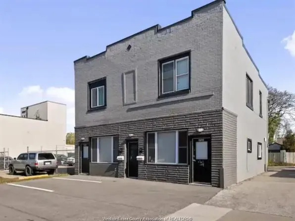 1574 Howard Ave, Windsor, ON N8X 3T4