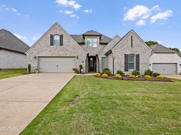 93 Emerald Breeze Dr, Jackson, TN 38305