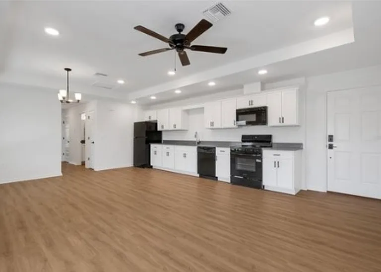 1067 Captiva Point — Photo 3