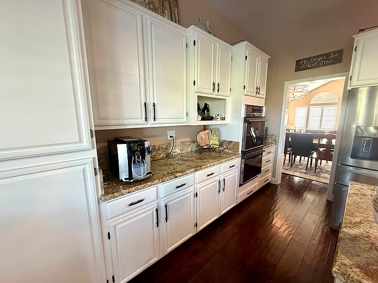 2205 Prestwick Dr — Photo 18