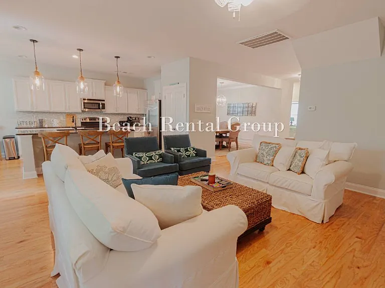 2402 Via Palma Dr N — Photo 8
