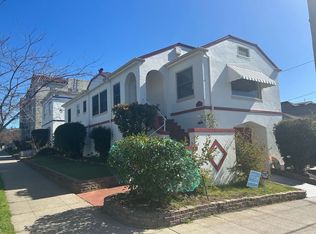 4210 Montgomery St, Oakland, CA 94611