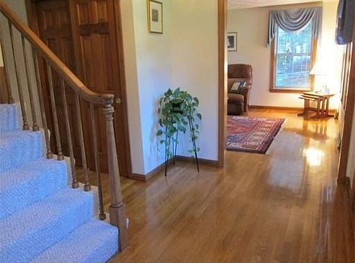 3rd image of 27 Buckboard Dr