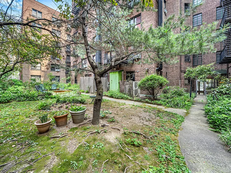 54 E 8th St #3L — Photo 6