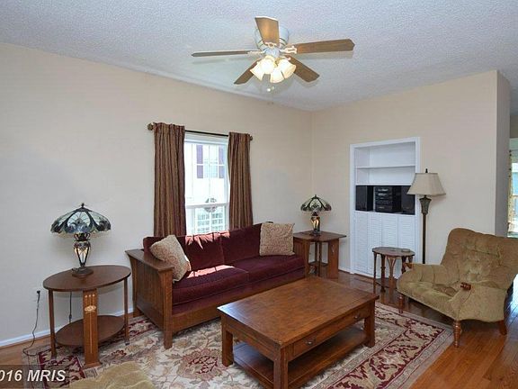 PERFECT LIVING SPACE