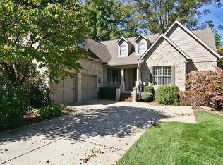 4634 Summersong Rd, Zionsville, IN 46077