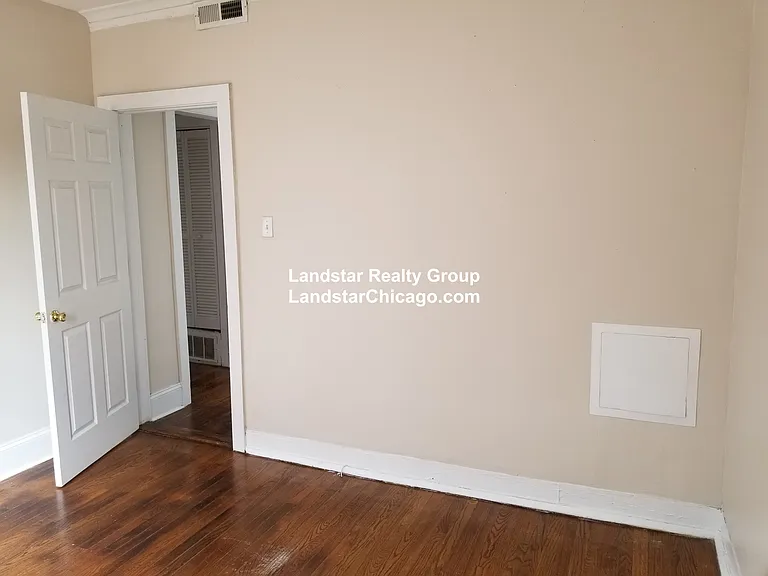 1963 W Foster Ave #2 — Photo 6