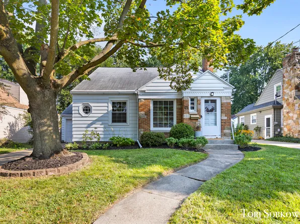 825 N Ottillia St SE, Grand Rapids, MI 49507