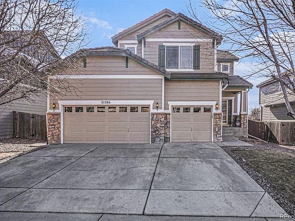 2nd image of 21286 E Nassau Avenue