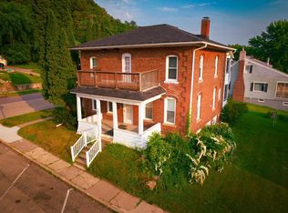 101 Washington St, Wonewoc, WI 53968