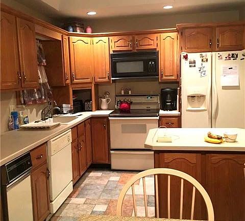 5th image of 2127 Elise Ave