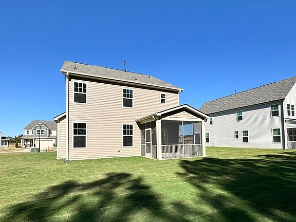 2nd image of 313 Winding Creek Dr