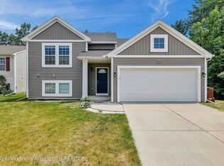 15875 Turnberry St, Lansing, MI 48906