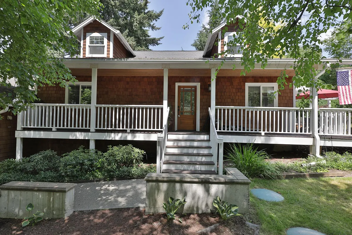 Front of the house - 2273 Lori Dr