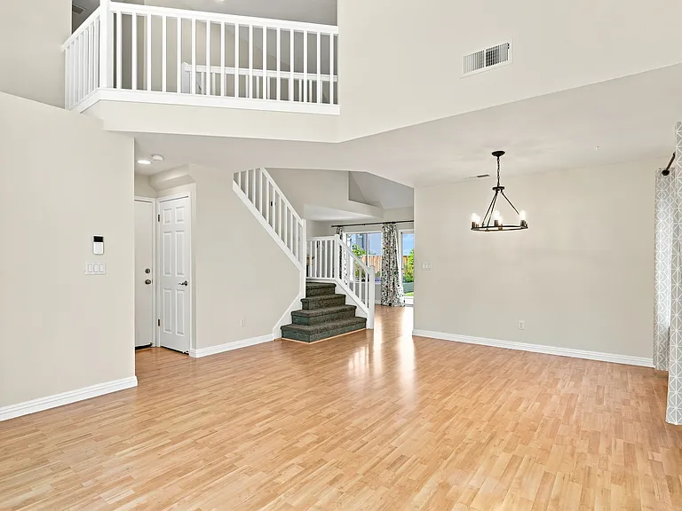 2693 Mission Greens Dr — Photo 2