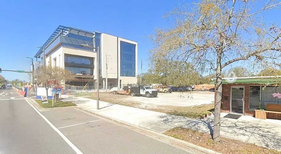 314 W Bay Dr