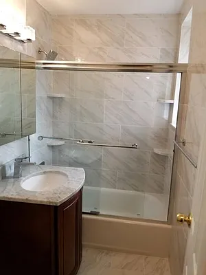 Sold by RE MAX Team | media 8