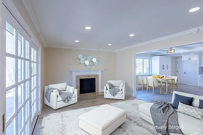 15815 Silvergrove Dr — Photo 10