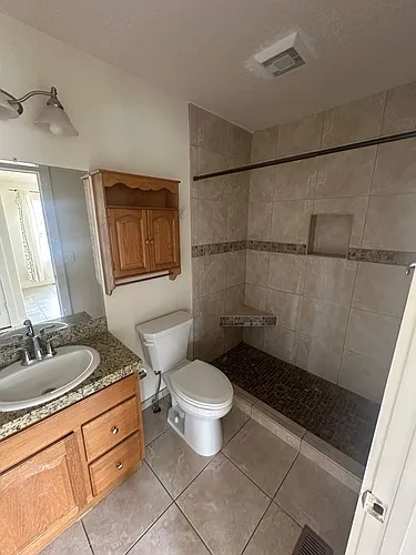 Floor plan 211