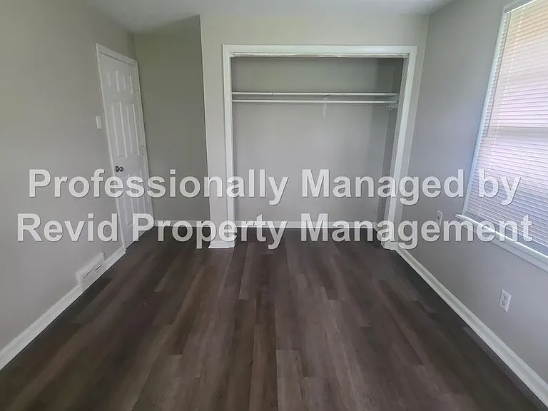 196 Ivan Rd — Photo 13