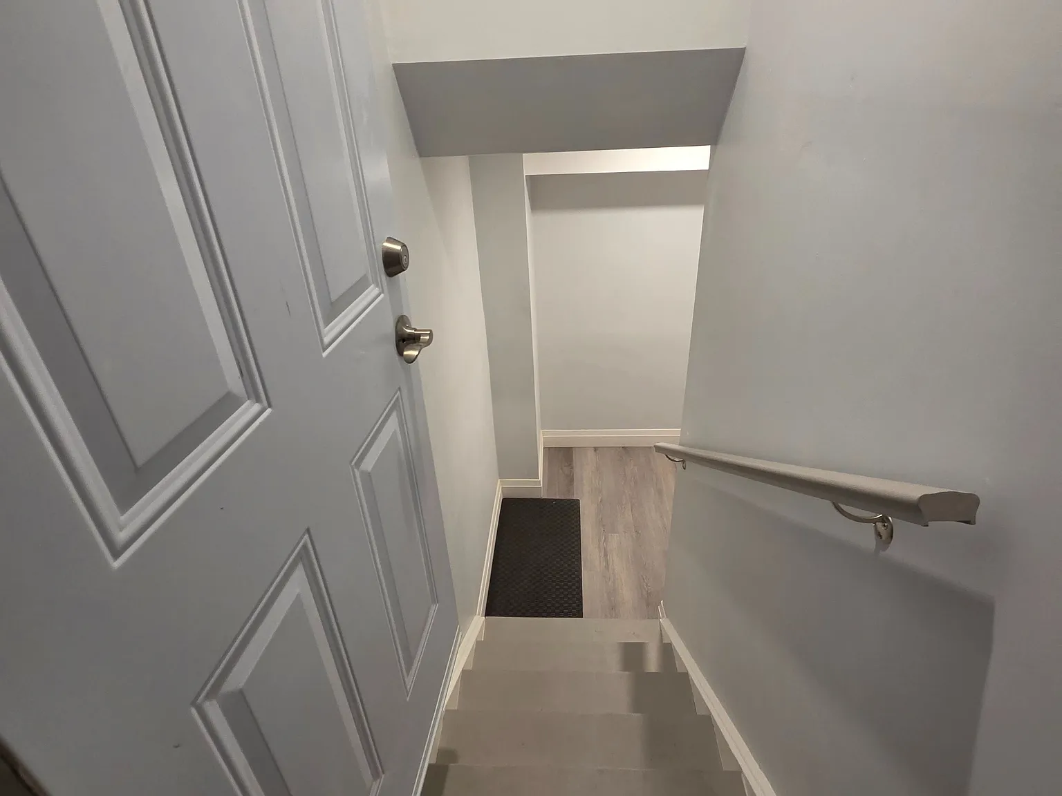 2 bed, $1,700 — Photo 2