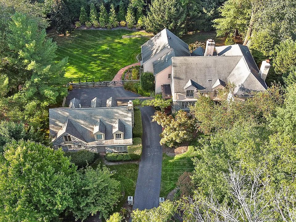 1st image of 3122 Summer Bay Dr #202