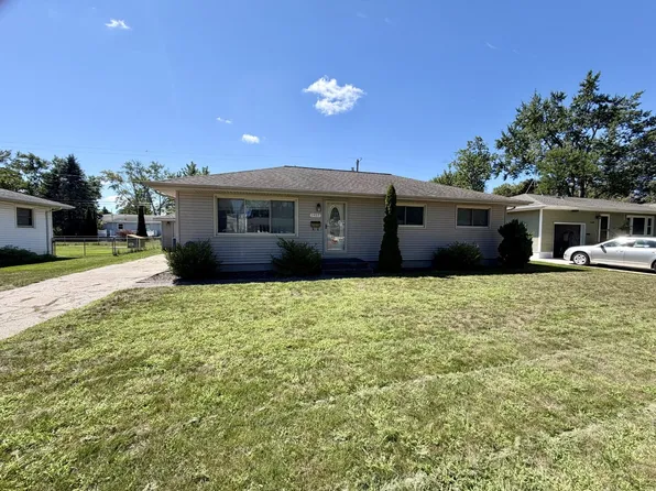 1497 W Summit Ave, Muskegon, MI 49441