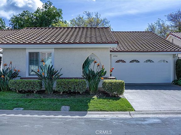 2nd image of 27702 Calle Valdes