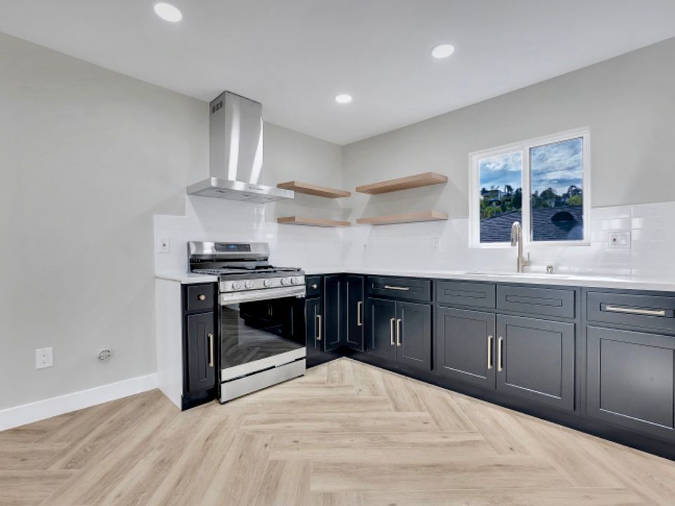 1st image of 1223 N Avenue 45