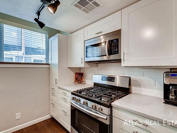 5th image of 1025 Jasmine St Unit 6
