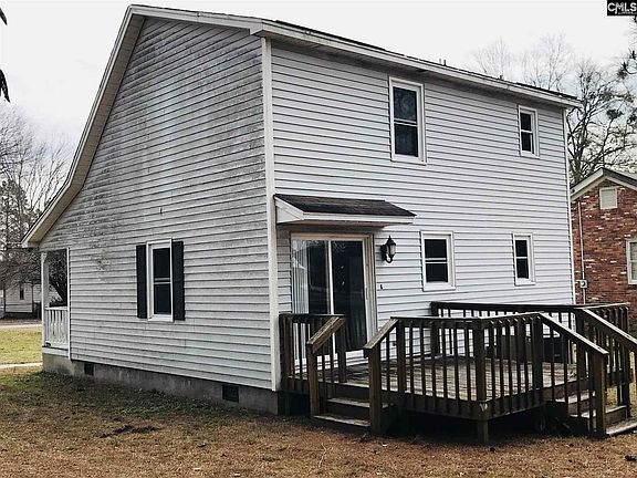 2nd image of 1325 Dantzler St