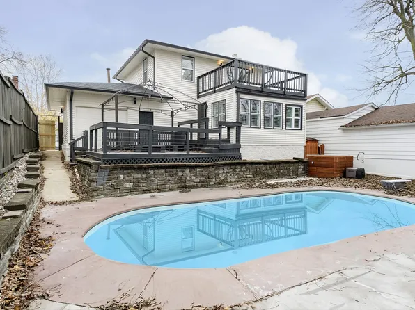 112 S 13th Ave, Beech Grove, IN 46107